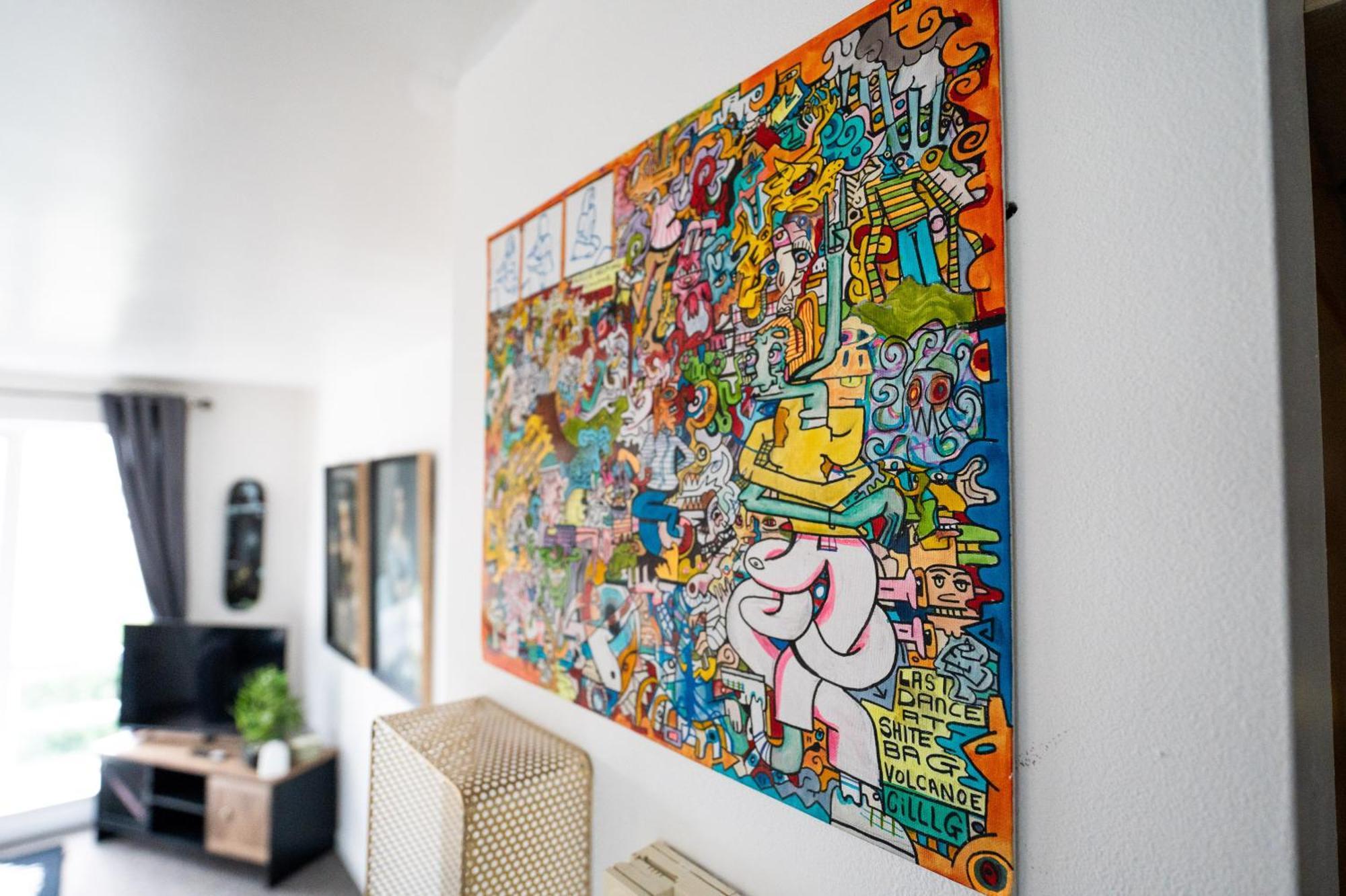 Artistic Stunning Apartment City View Лъндъндери Екстериор снимка